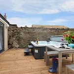 Nook By Maison Parfaite - Luxury With Hot Tub Aysgarth