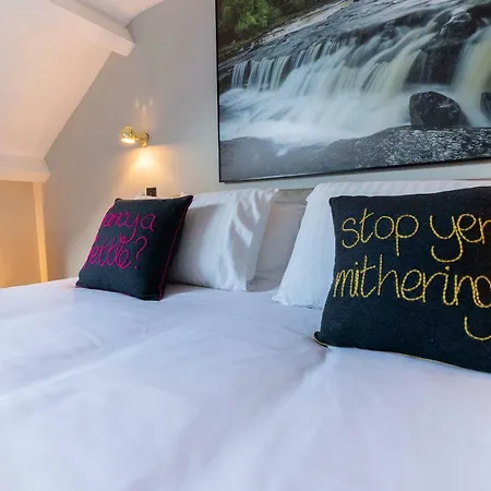 Nook By Maison Parfaite - Luxury With Hot Tub Aysgarth